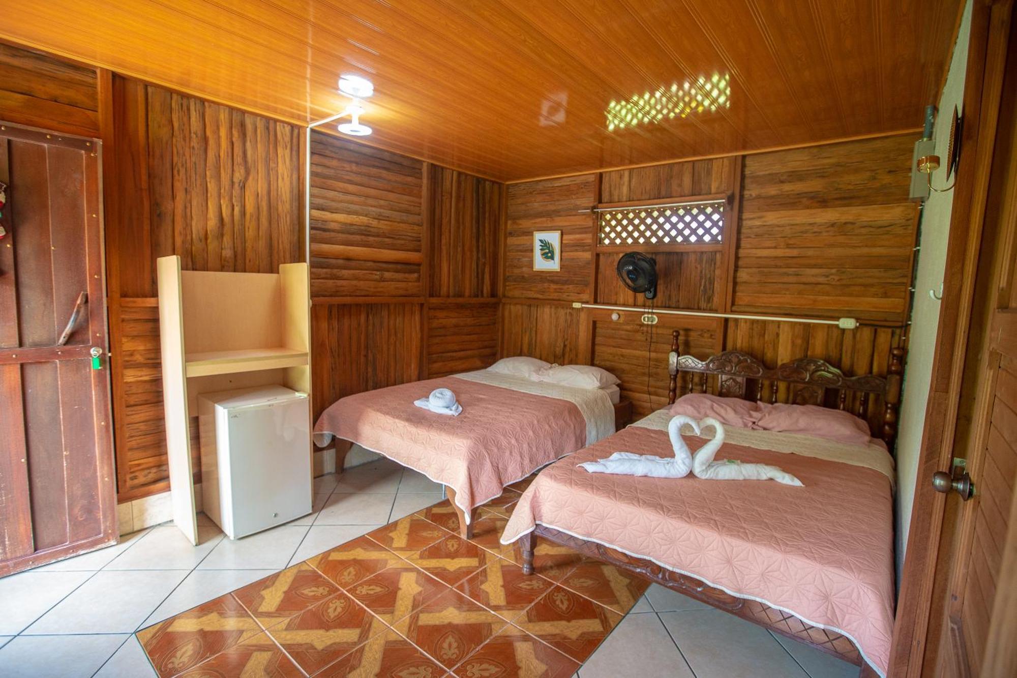 提奥菲利克斯经济山林小屋 La Fortuna 外观 照片