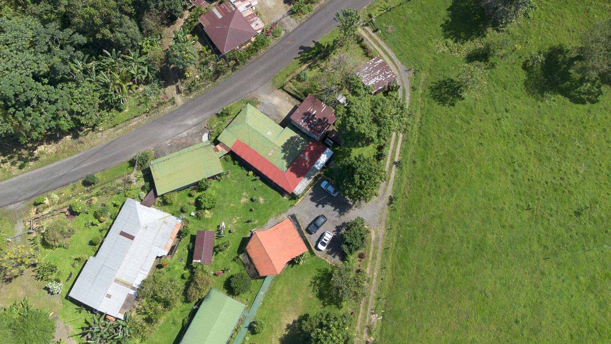 提奥菲利克斯经济山林小屋 La Fortuna 外观 照片